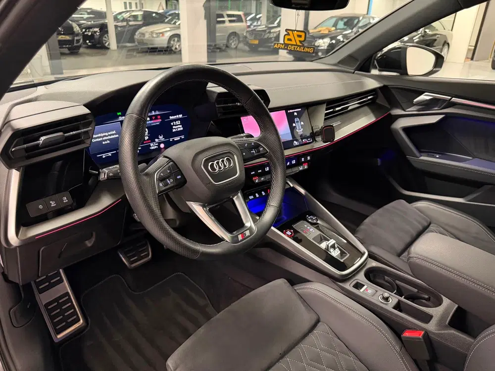 Audi S3 2.0 TFSI S3 quattro Edition One PANO uit 2022, foto 19