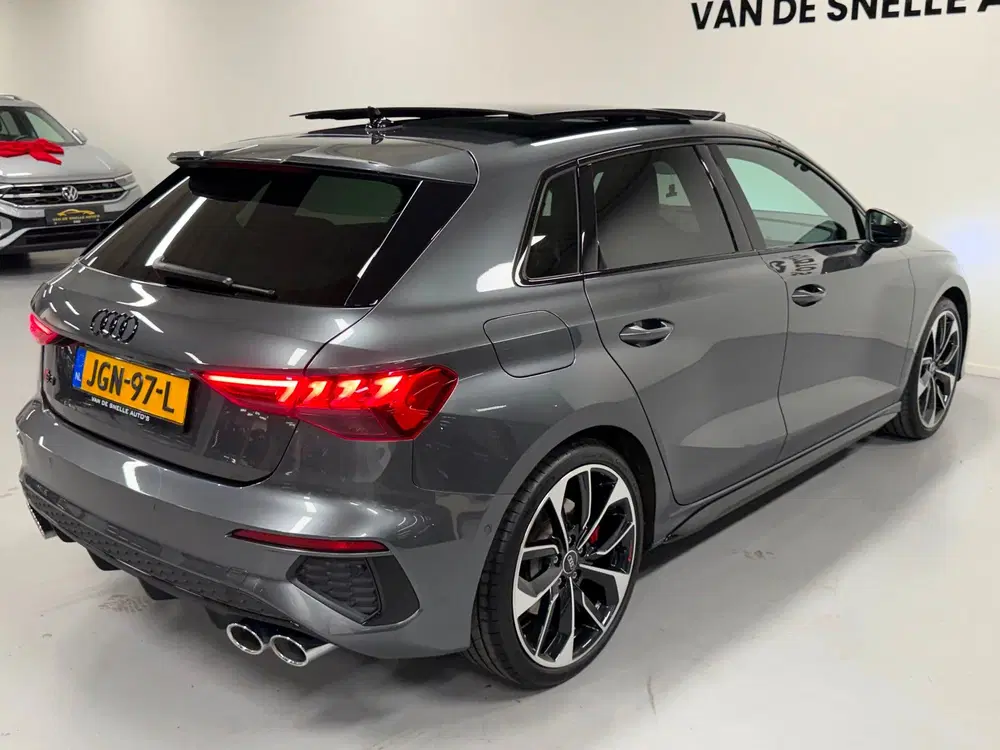 Audi S3 2.0 TFSI S3 quattro Edition One PANO uit 2022, foto 9