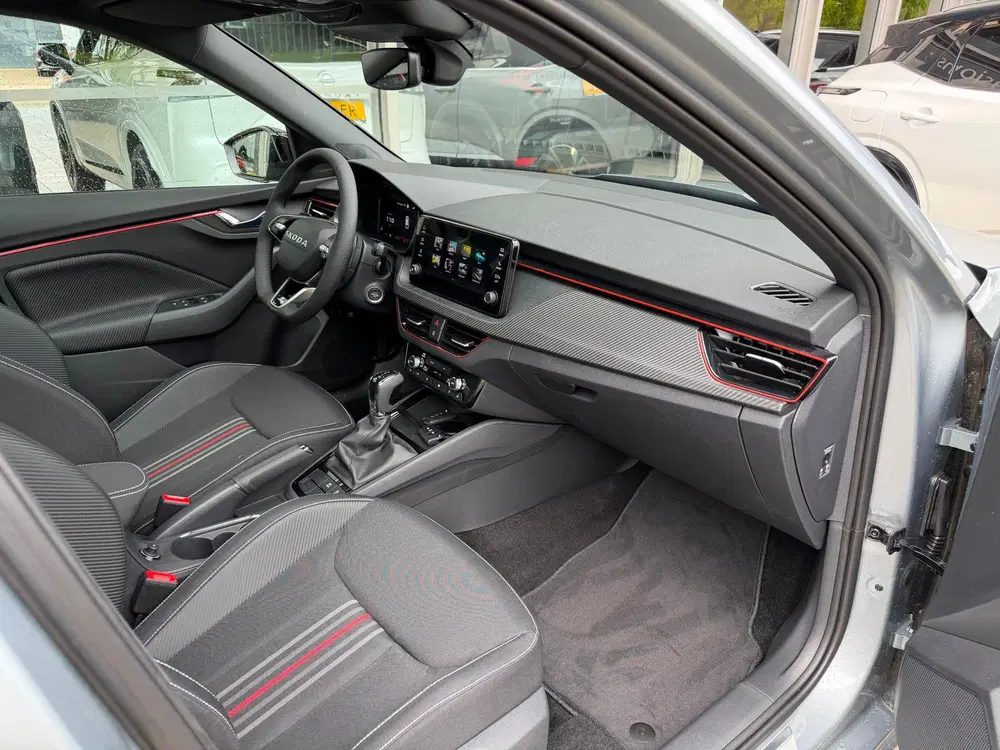 Skoda Kamiq 1.5 TSI Monte Carlo150PK PANO uit 2026, foto 20