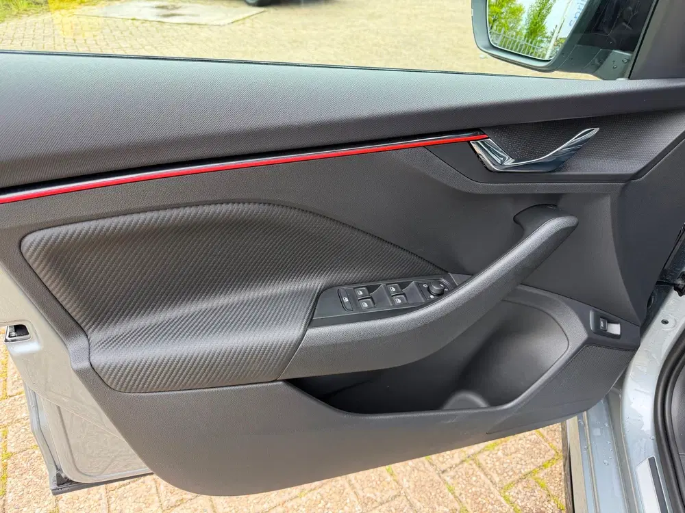 Skoda Kamiq 1.5 TSI Monte Carlo150PK PANO uit 2026, foto 7