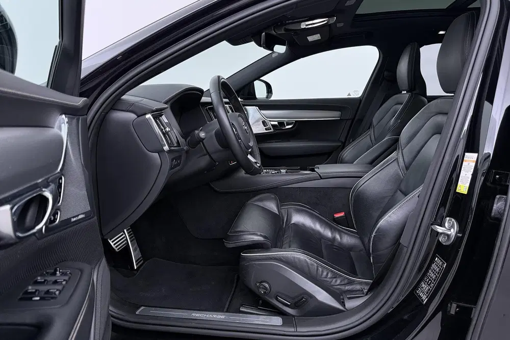 Volvo V90 T6 Recharge R-Design uit 2021, foto 3