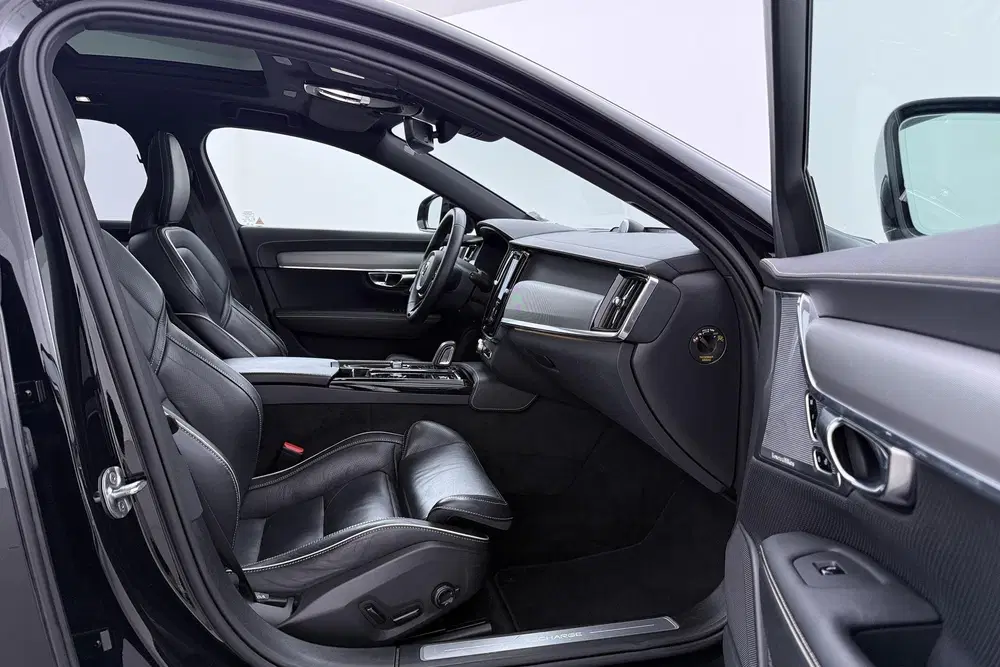 Volvo V90 T6 Recharge R-Design uit 2021, foto 5