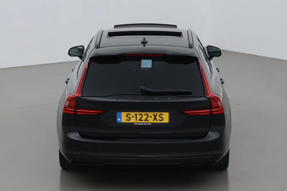Volvo V90 T6 Recharge R-Design uit 2021, foto 9