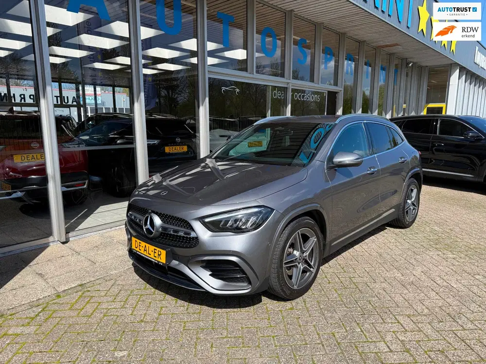 Mercedes-Benz GLA 200 AMG Line 163PK uit 2024