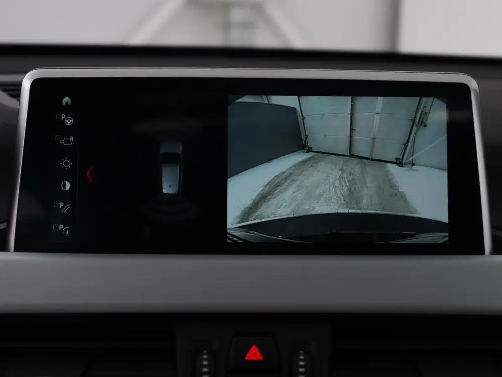 BMW X1 | Panoramadak | Leder | Stoe uit 2019, foto 17