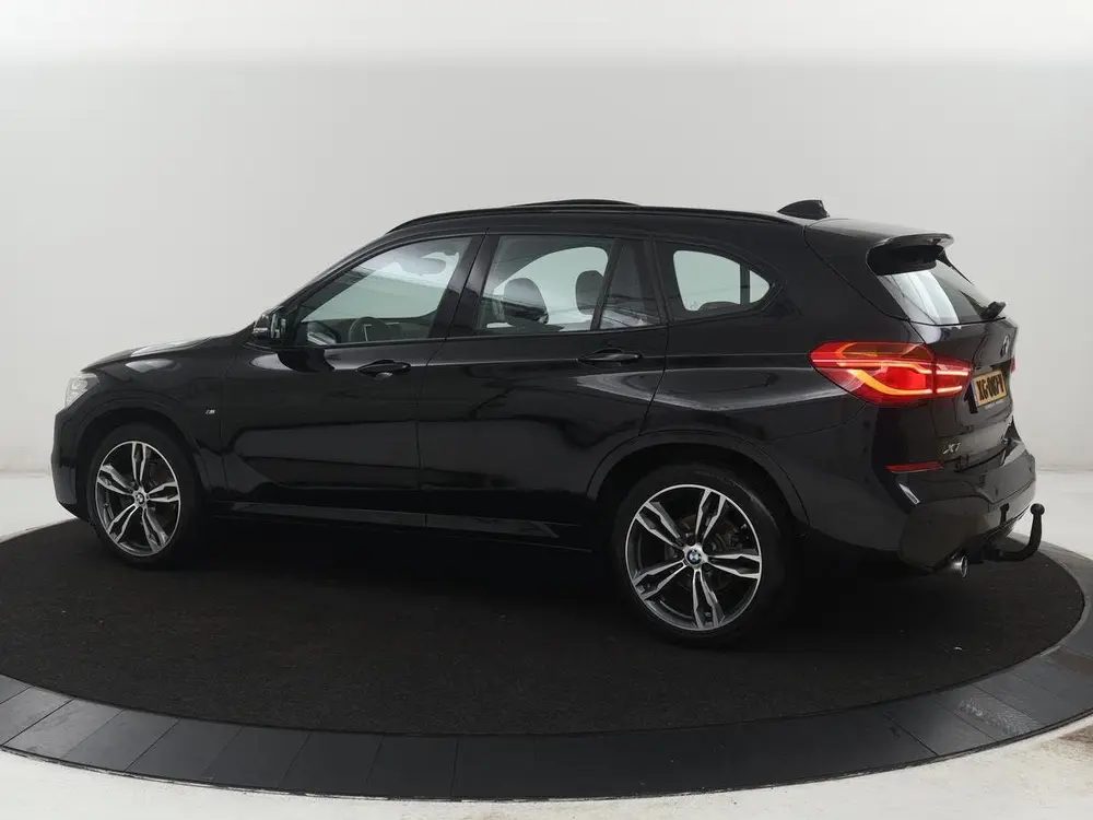 BMW X1 | Panoramadak | Leder | Stoe uit 2019, foto 2