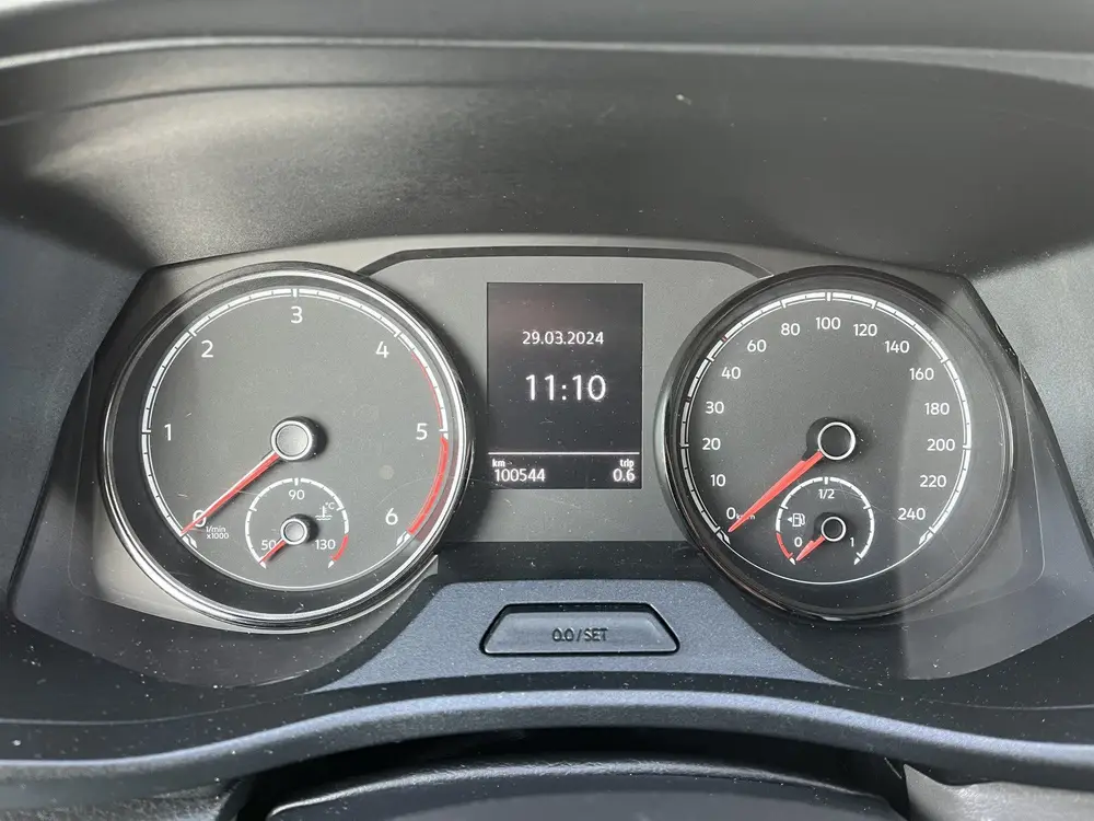 Volkswagen Transporter T6.1 Kombi 2.0 TDI L1H1-9-Persoons Ex uit 2020, foto 10