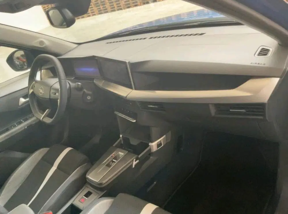Opel Frontera 1.2 TURBO HYBRID GS AUTOMAAT Dodehoeksenso uit 2025, foto 14