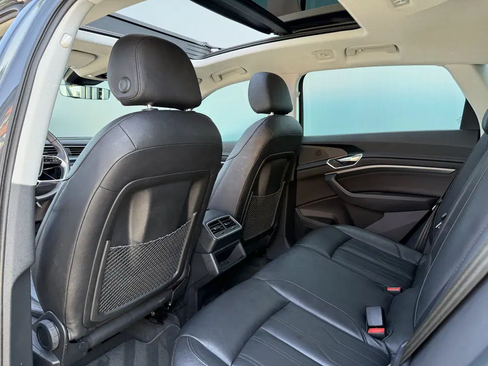 Audi Q8 e-tron BWJ 2023 50 quattro340 PK Edition 95 kWh T uit 2023, foto 6