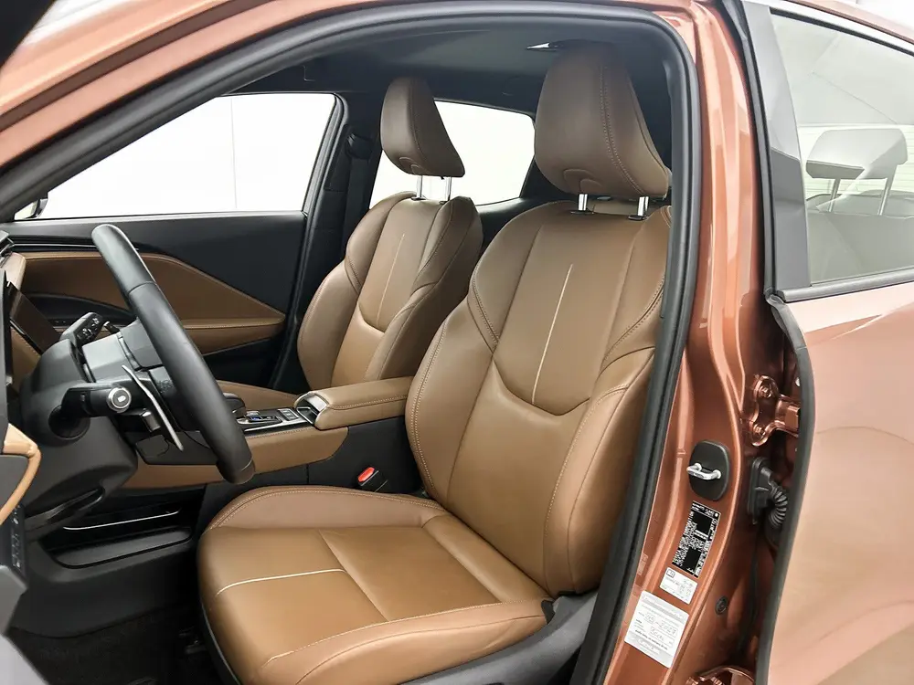 Lexus LBX Relax AWD + Advanced Pack uit 2025, foto 16