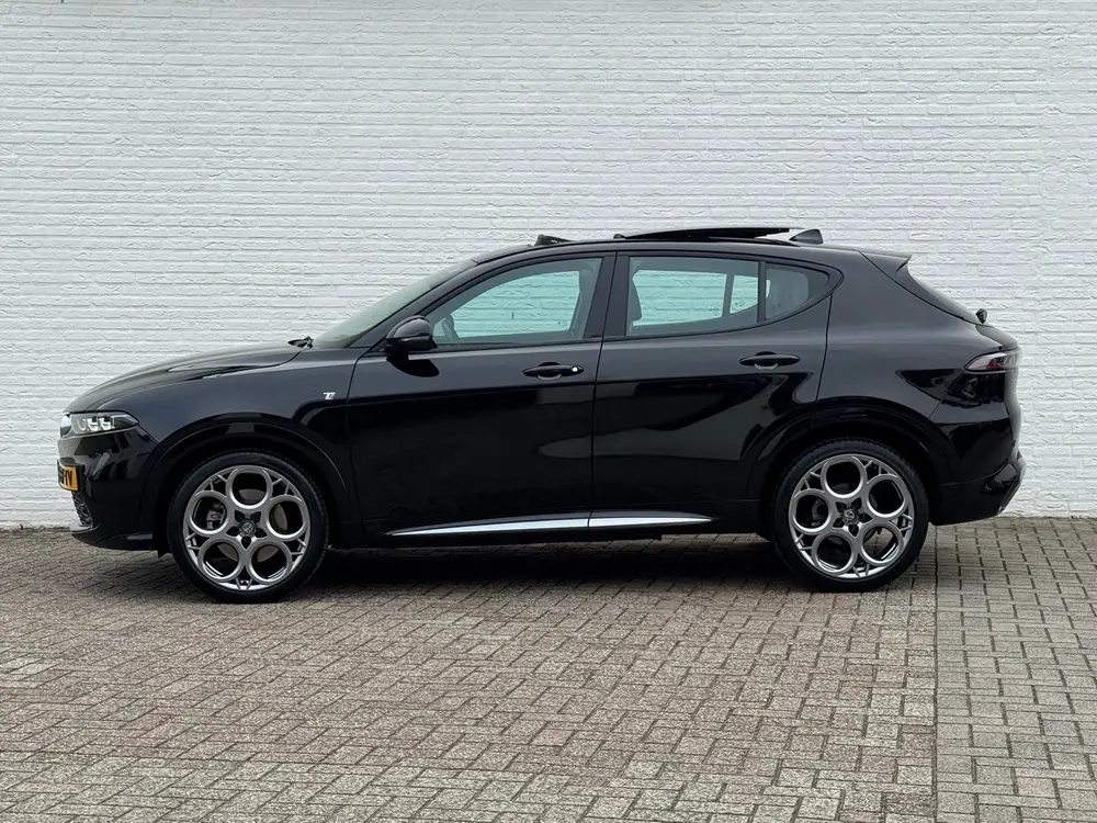 Alfa Romeo Tonale 1.5T Hybrid Ti Panorama Pdc+Camera Carplay uit 2023, foto 13