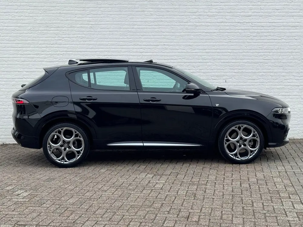 Alfa Romeo Tonale 1.5T Hybrid Ti Panorama Pdc+Camera Carplay uit 2023, foto 14