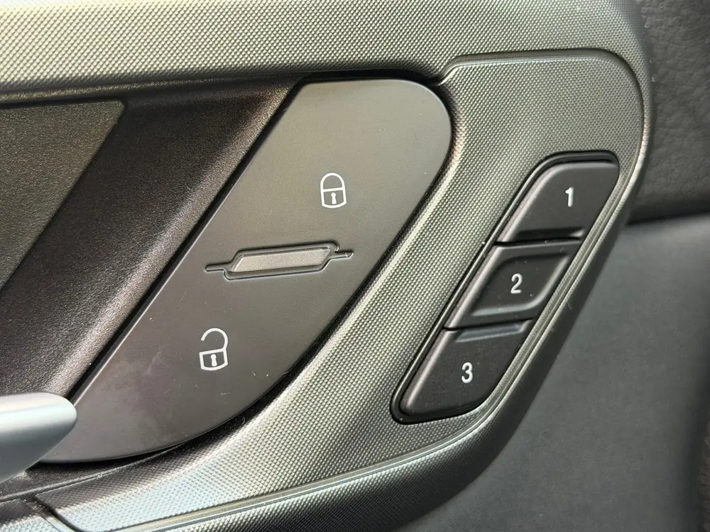 Alfa Romeo Tonale 1.5T Hybrid Ti Panorama Pdc+Camera Carplay uit 2023, foto 19