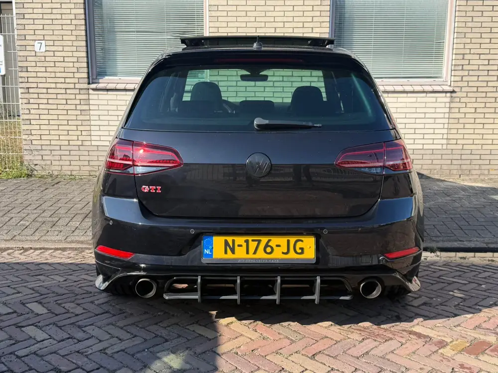 Volkswagen Golf 2.0 TSI GTI TCR |AKRA|Pano|Downpipe|Dynaudio uit 2020, foto 5