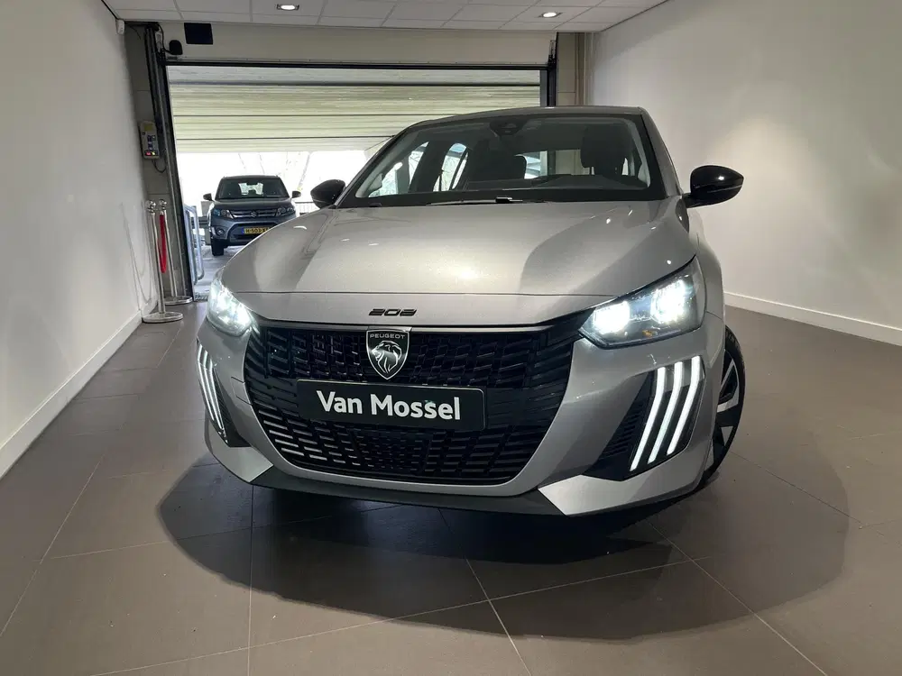 Peugeot 208 1.2 PureTech 100 Style uit 2025, foto 18