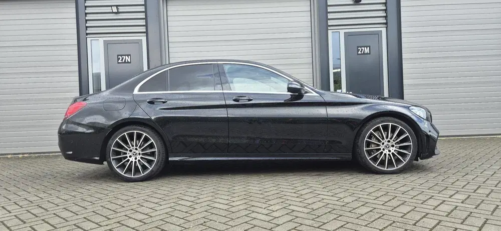 Mercedes-Benz C-Klasse 180 Business Solution AMG Dealer onde uit 2020, foto 2