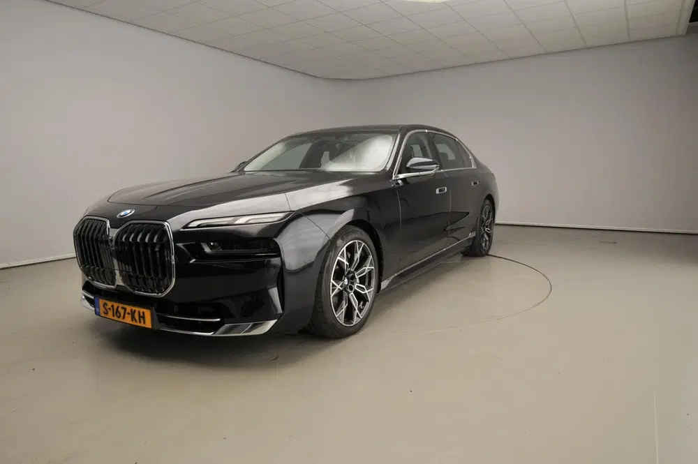 BMW i7 xDrive60 106 kWh uit 2023