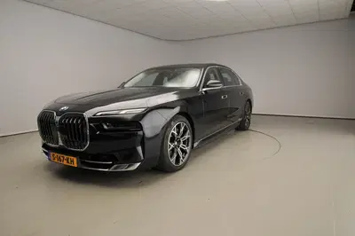 BMW i7 xDrive60 106 kWh uit 2023