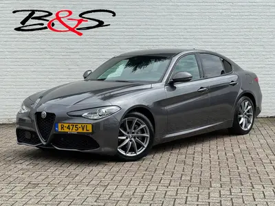 Alfa Romeo Giulia 2.0T Sprint Leder elektrisch+verwarmd Stuu uit 2022