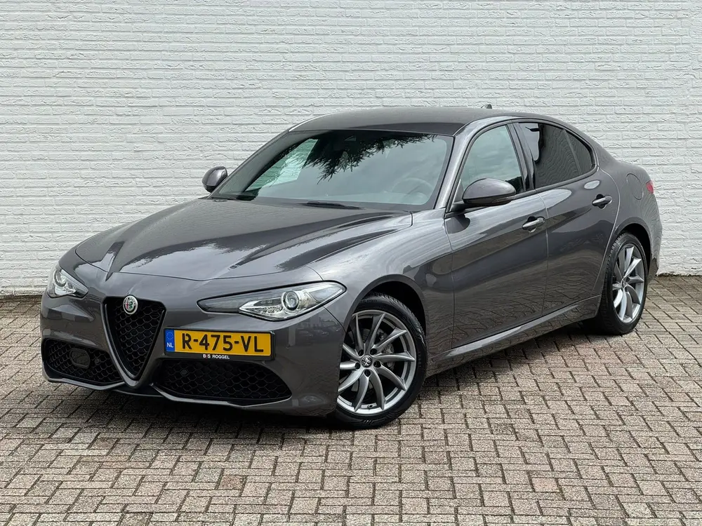 Alfa Romeo Giulia 2.0T Sprint Leder elektrisch+verwarmd Stuu uit 2022, foto 11