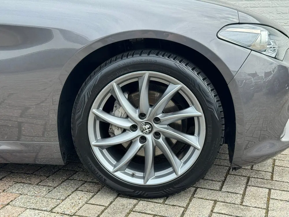 Alfa Romeo Giulia 2.0T Sprint Leder elektrisch+verwarmd Stuu uit 2022, foto 12