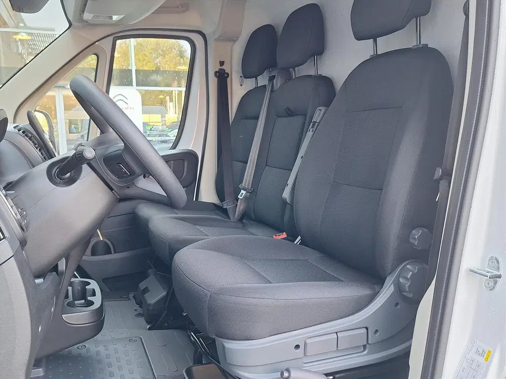Citroën Jumper GB 3.5t 2.2 BlueHDi 140pk L2H2 uit 2024, foto 9