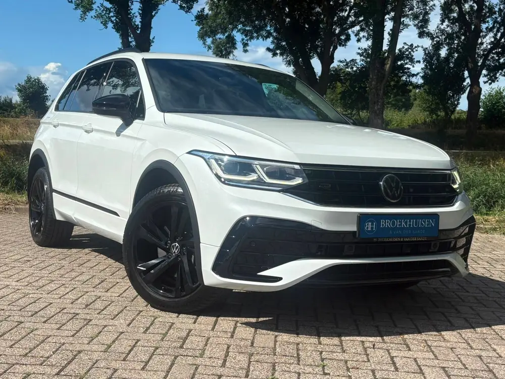 Volkswagen Tiguan 1.4 TSI eHybrid R-Line Business+ 245pk Tre uit 2022, foto 3