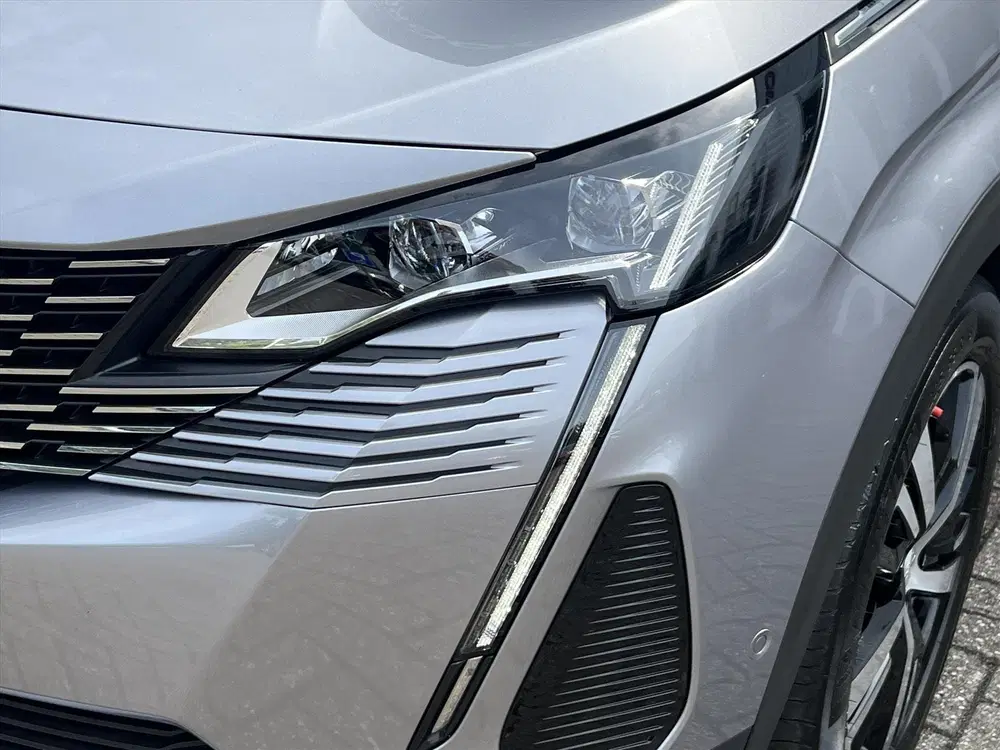 Peugeot 3008 uit 2023, foto 8