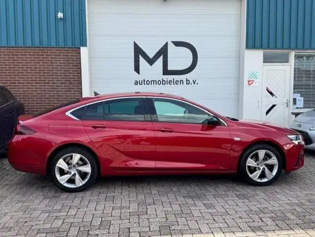 Opel Insignia 1.5 CDTI Business uit 2021, foto 2