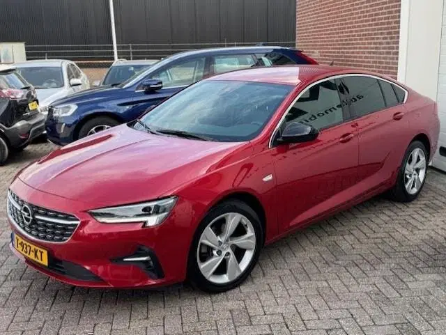 Opel Insignia 1.5 CDTI Business uit 2021, foto 4