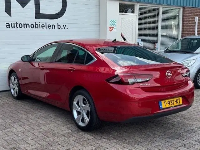 Opel Insignia 1.5 CDTI Business uit 2021, foto 9