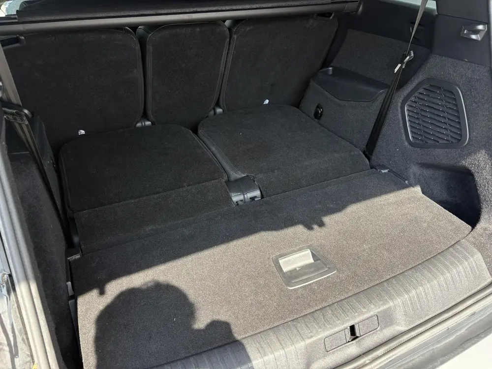 Peugeot 5008 1.2 Hybrid e-DSC6 GT uit 2025, foto 10