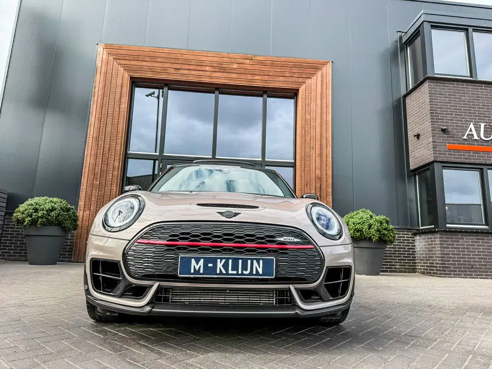 Mini Clubman 2.0 JCW ALL4 John Cooper Works F1 aut 306p uit 2023, foto 3