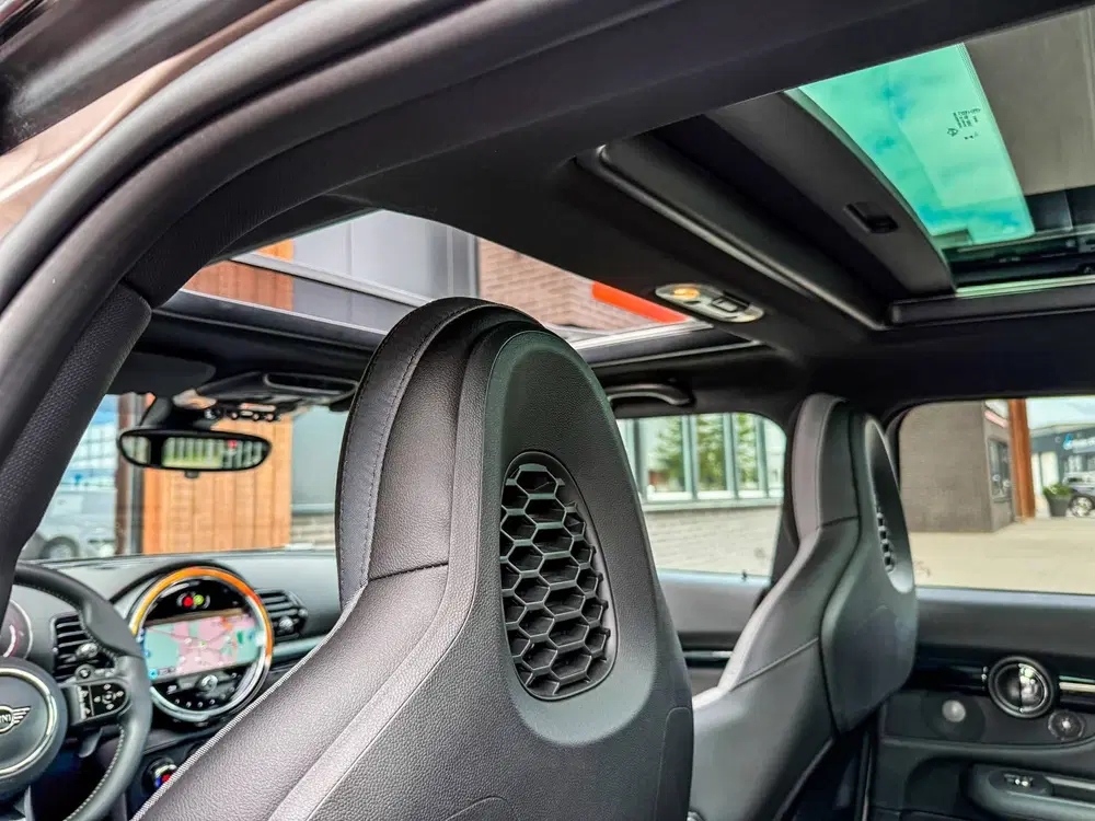 Mini Clubman 2.0 JCW ALL4 John Cooper Works F1 aut 306p uit 2023, foto 8
