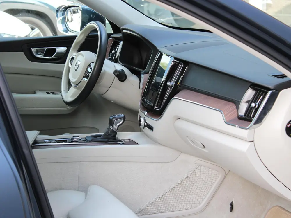 Volvo XC60 250pk Geartronic Inscription uit 2019, foto 13