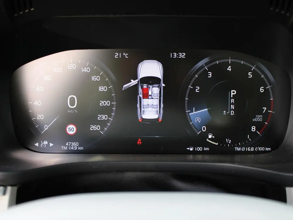 Volvo XC60 250pk Geartronic Inscription uit 2019, foto 19