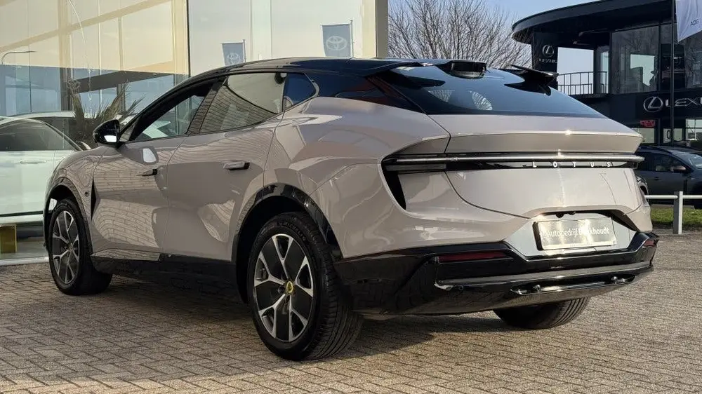Lotus Eletre EDS 450 4WD | KEF Audio | HUD | 360 Camera uit 2024, foto 6