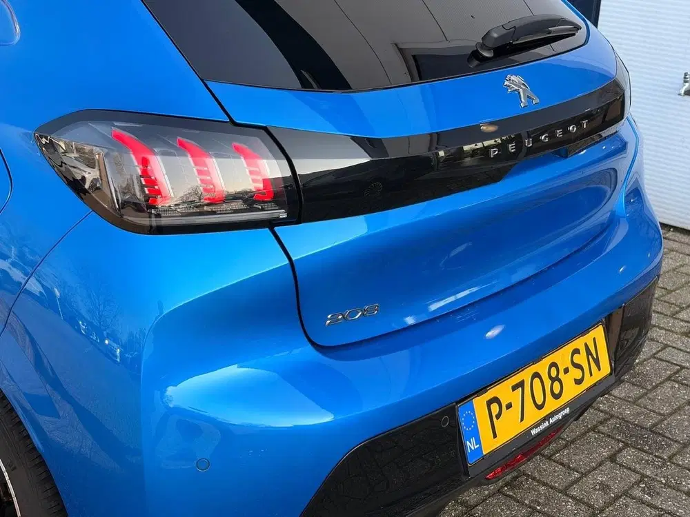 Peugeot 208 1.2 Allure Pack 75pk uit 2022, foto 13