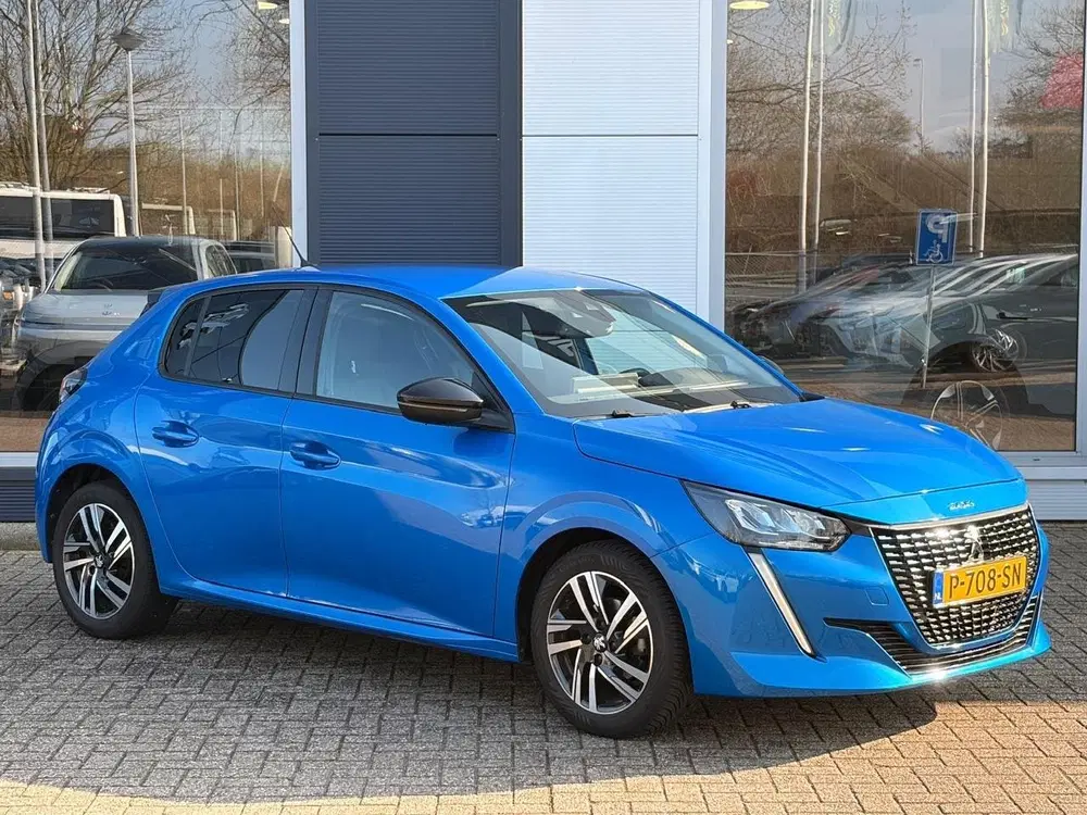 Peugeot 208 1.2 Allure Pack 75pk uit 2022, foto 3