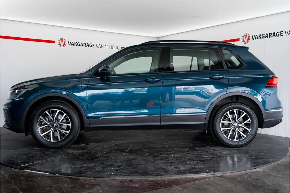 Volkswagen Tiguan 1.4 TSI eHybrid (bj 2022, automaat) uit 2022, foto 13