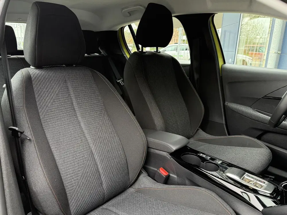 Peugeot 208 EV 51kWh 156pk Style Avantage SOH 96.9% uit 2025, foto 9