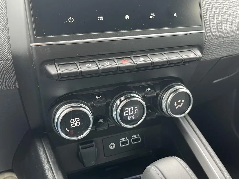 Renault Clio 1.6 E-Tech Full Hybrid 145 techno uit 2024, foto 13