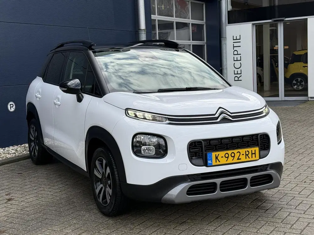 Citroën C3 Aircross 1.2 PureTech 130pk EAT6 Shine uit 2021, foto 3