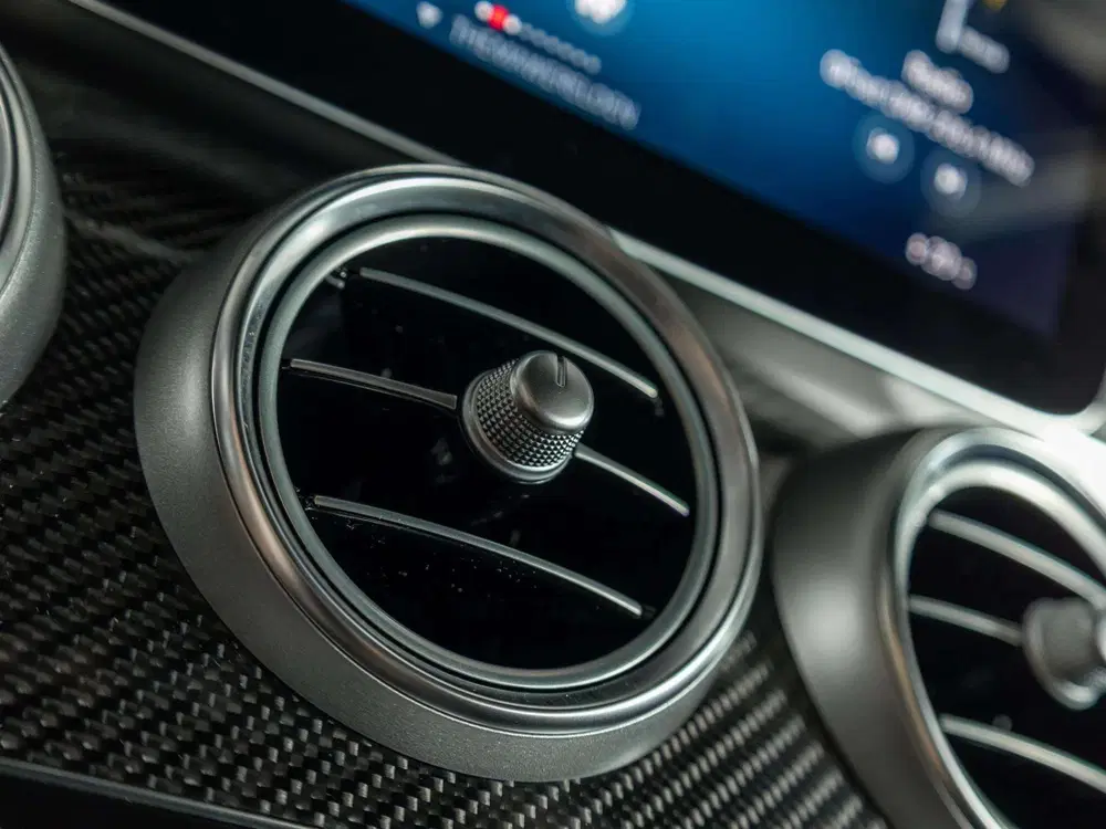 Mercedes-Benz GLC 300e 4MATIC AMG uit 2022, foto 17