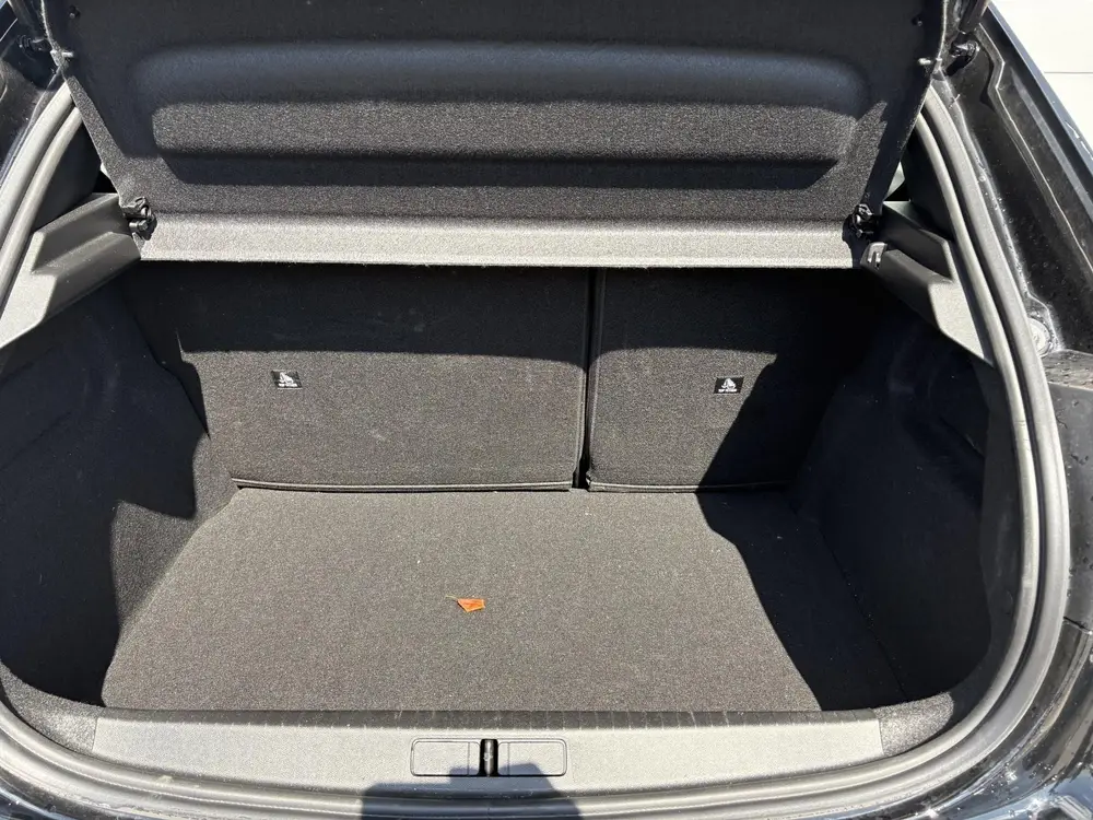 Peugeot 208 1.2 Hybrid 110 e-DCS6 Business uit 2026, foto 12