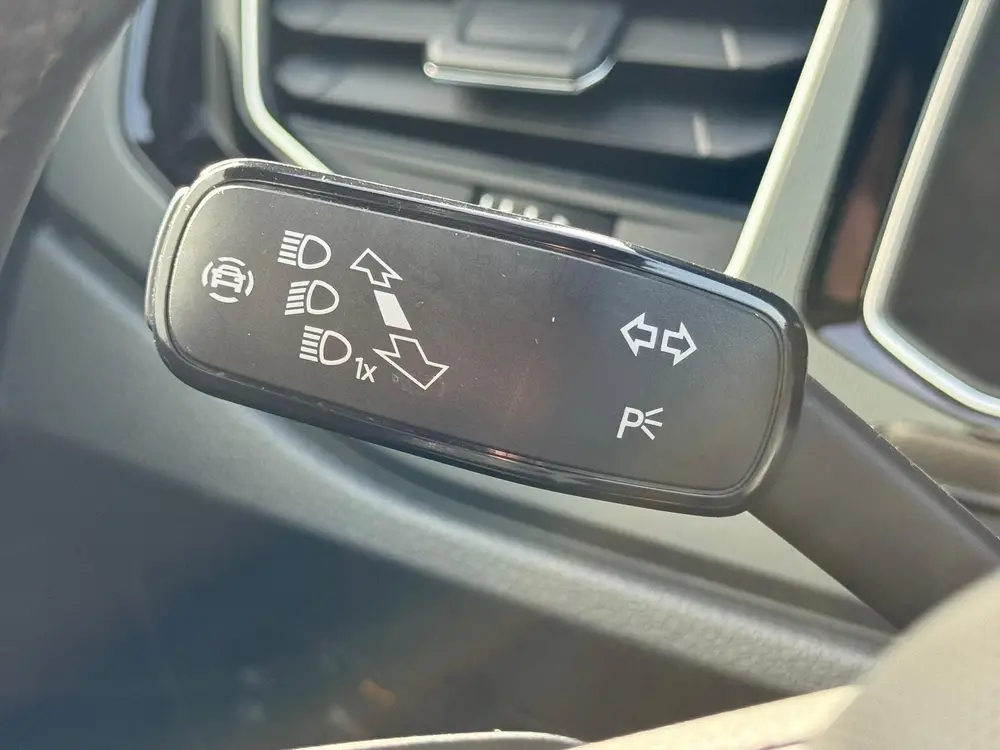 Volkswagen Taigo 1.0 TSI 110pk DSG-7 R-Line Business+ | Keyl uit 2022, foto 19