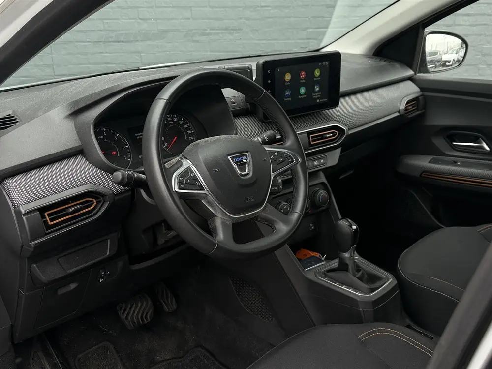 Dacia Sandero 1.0 TCe 90pk CVT GPF Stepway Comfort uit 2022, foto 11