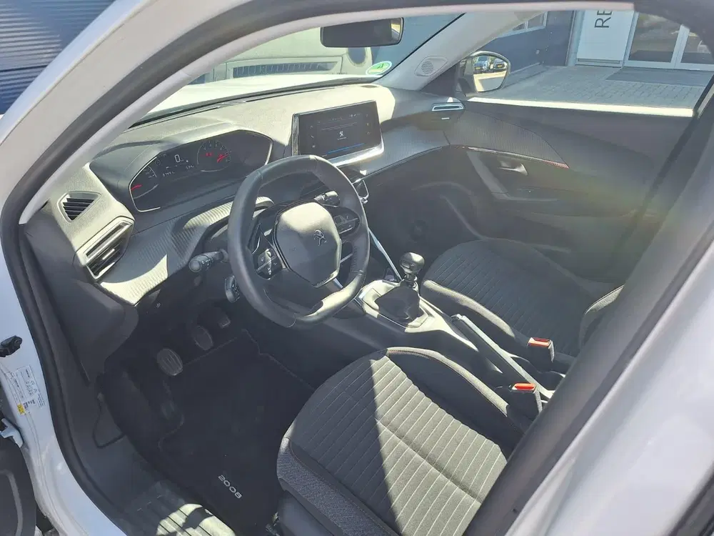 Peugeot 2008 1.2 Puretech 100pk Active uit 2022, foto 11