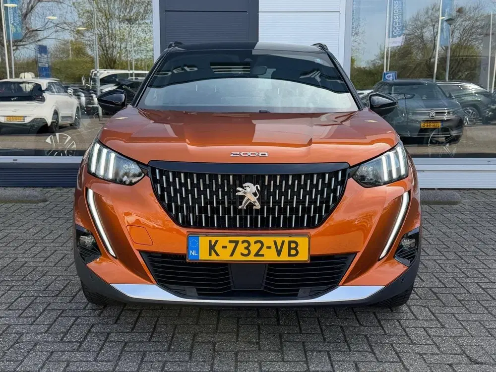 Peugeot 2008 1.2 Puretech 130pk GT Pack uit 2021, foto 3