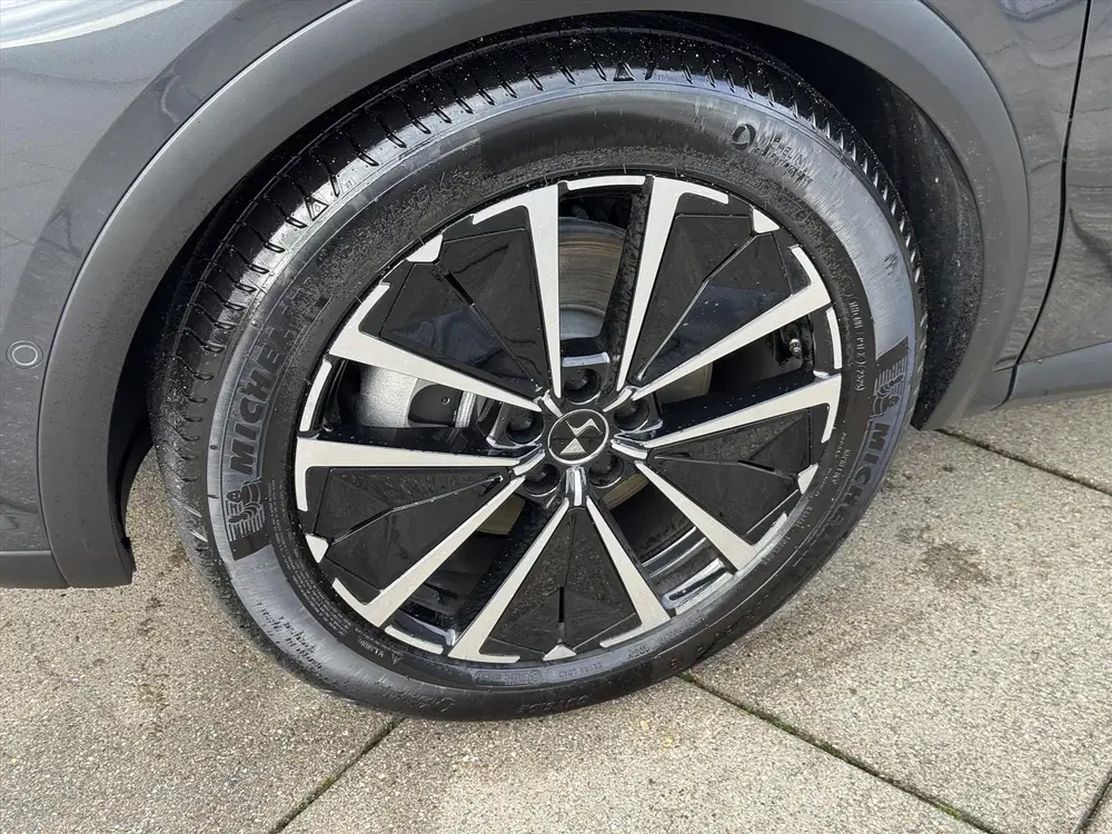 DS Automobiles DS 7 DS DS 7 1.6 E-TENSE 225PK Automaat Ligne B uit 2025, foto 14